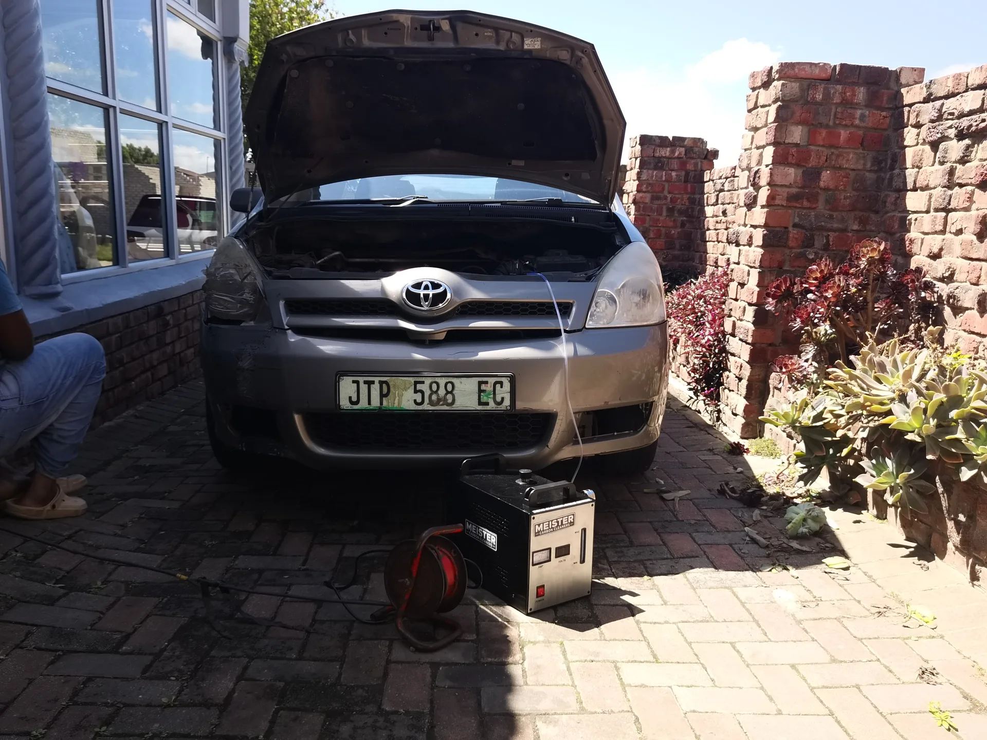 Real vehicle carbon cleaned by MCC