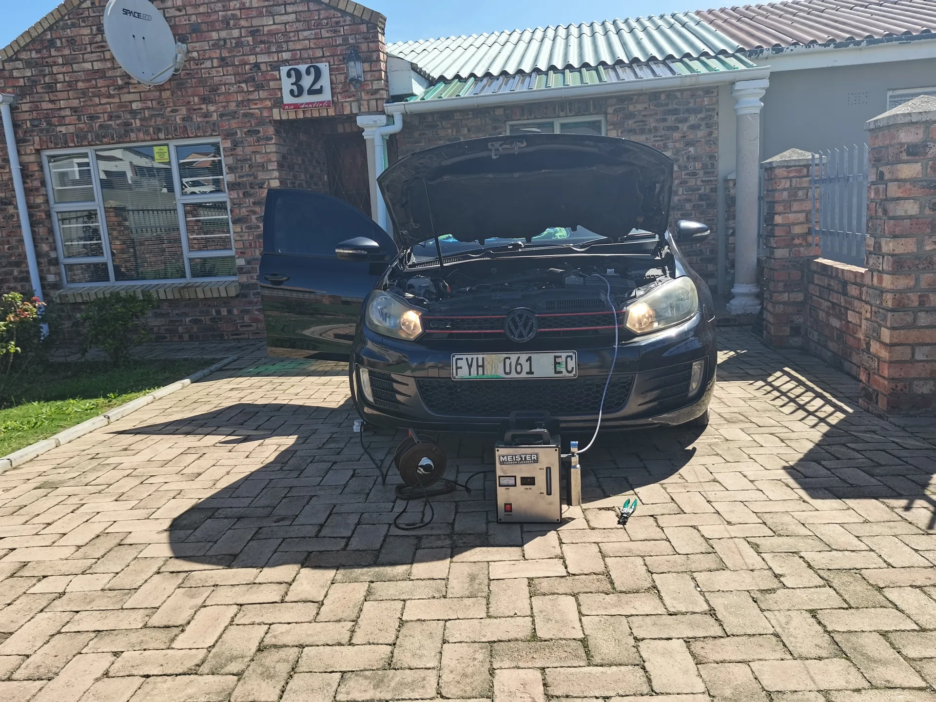 Real vehicle carbon cleaned by MCC
