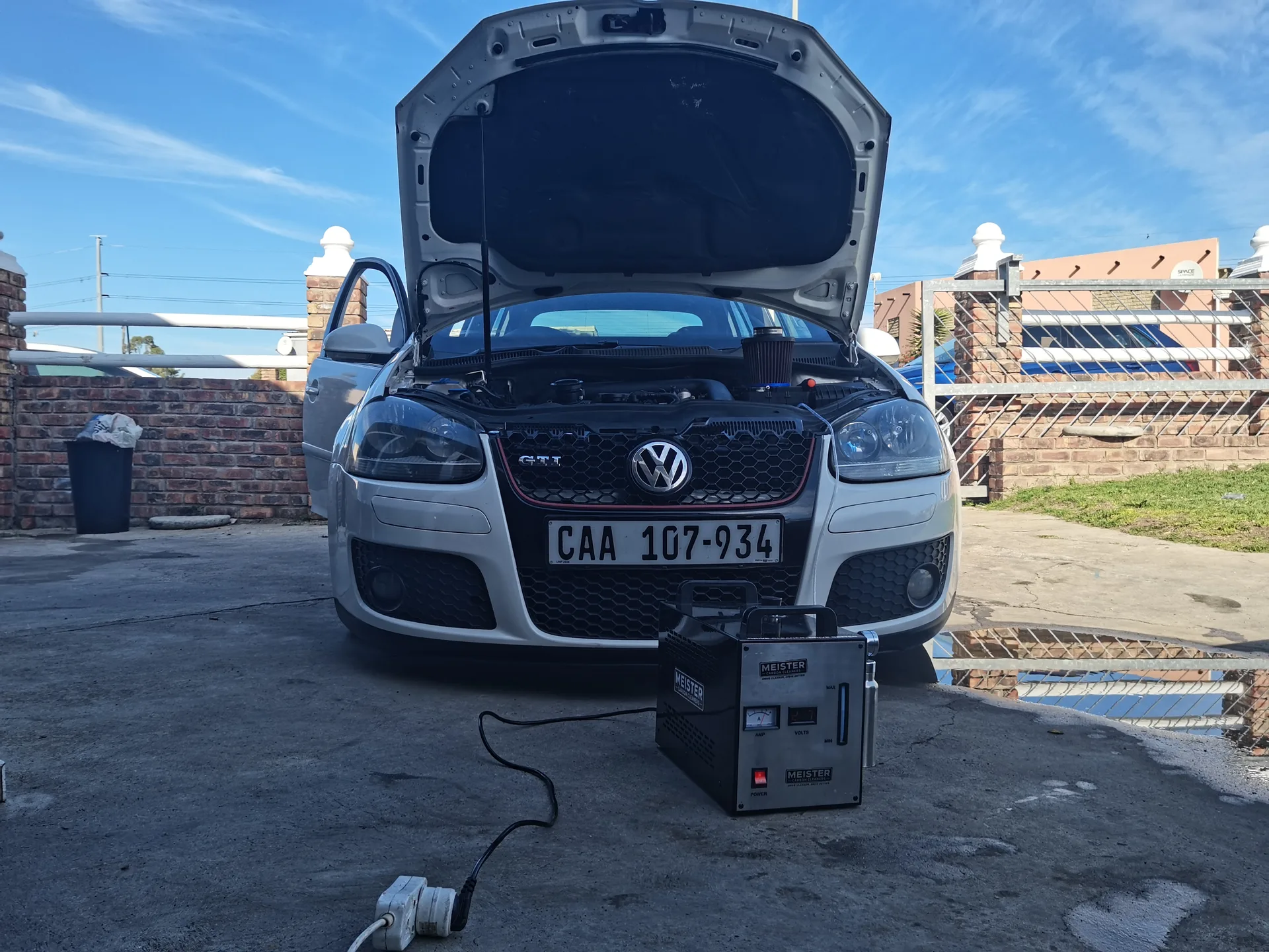 Real vehicle carbon cleaned by MCC