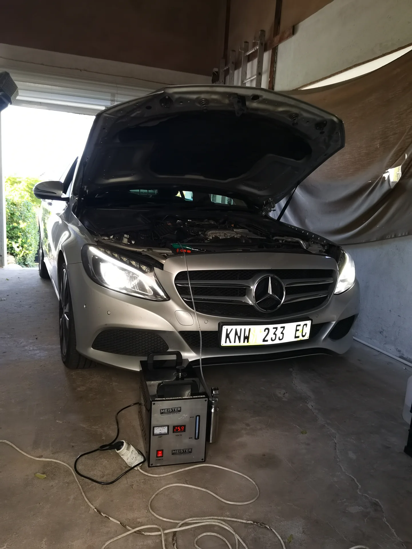Real vehicle carbon cleaned by MCC