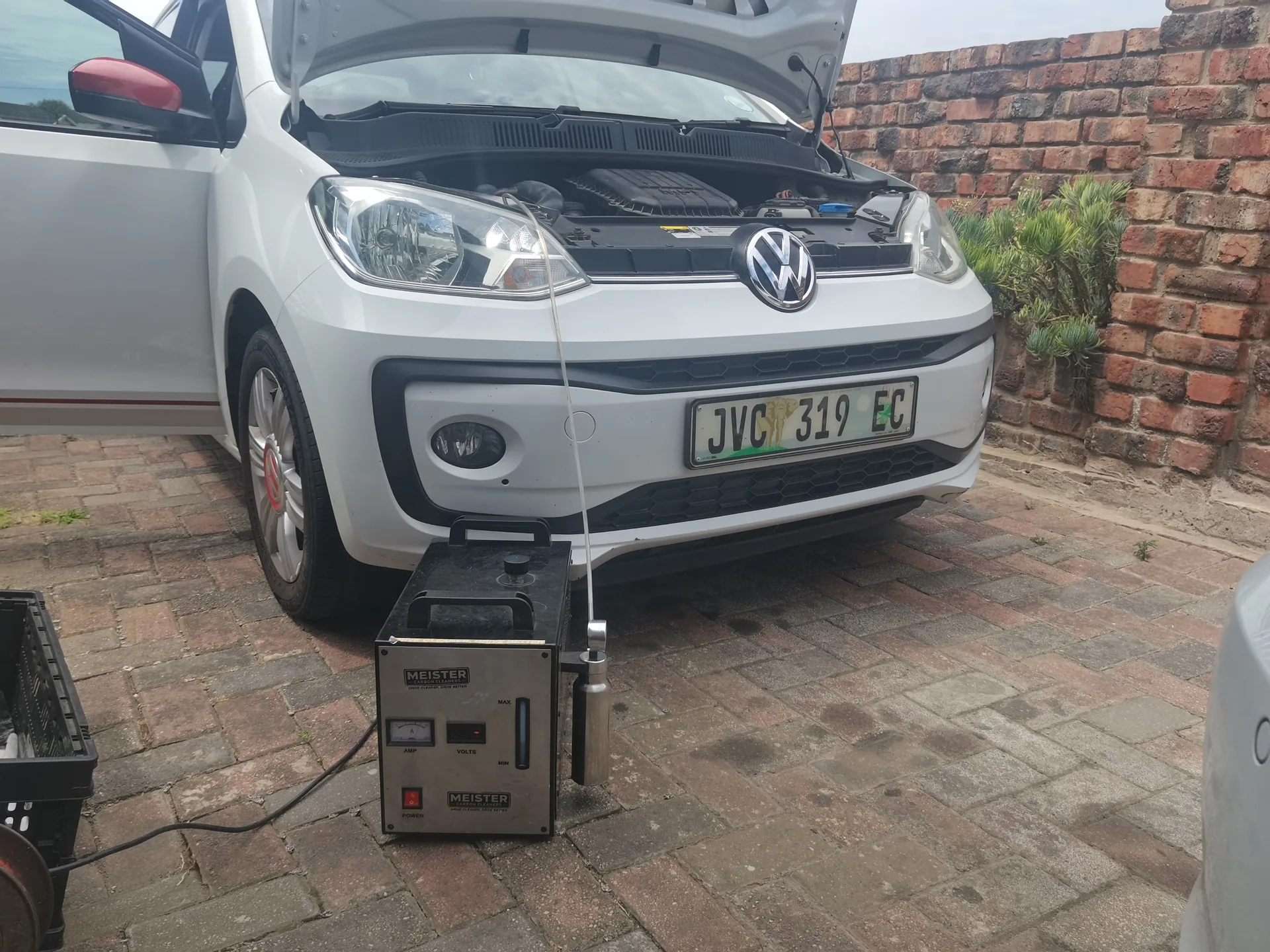 Real vehicle carbon cleaned by MCC